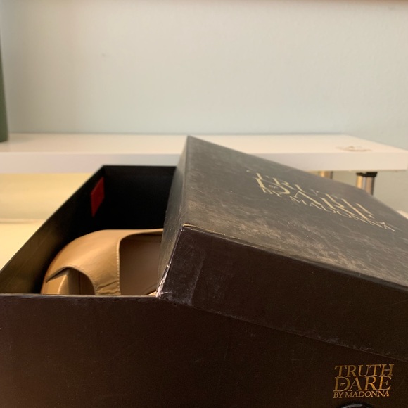 Size 8 nude peep toe heels - Picture 5 of 5